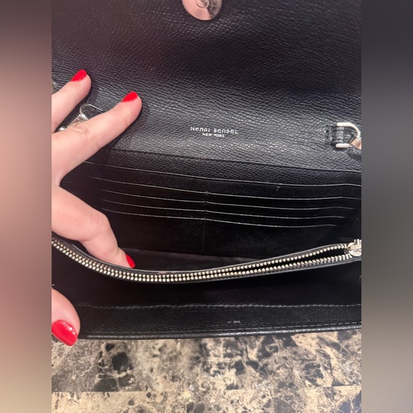 Henri Bendel Black Leather Crossbody/ Clutch - Picture 13 of 14
